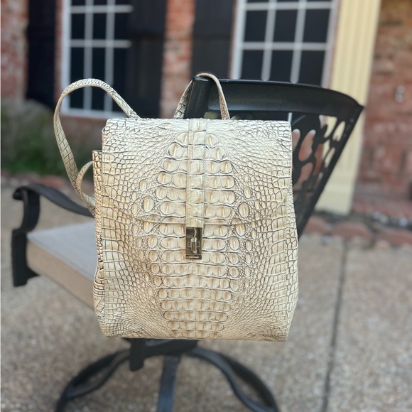 Brahmin Sadie BackPack Scallop ombré Melbourne new - Picture 10 of 10